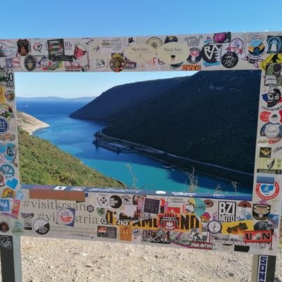'nije više bila klinka, počela je da se šminka'  MOJ MARKO (L)