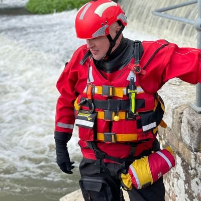 Marine Superintendent. TL & Medic, Swiftwater/Flood Rescue Tech(MOD 3) & DEFRA Team Commander for Hampshire Search and Rescue @HANTSAR. All views are my own.