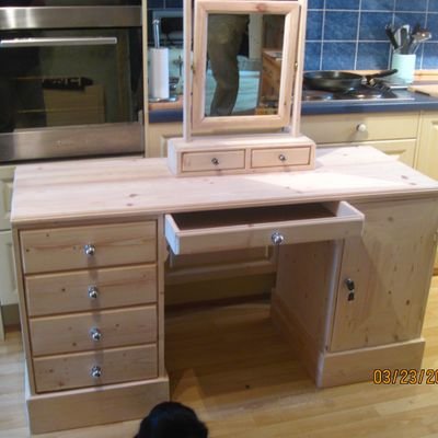 Designer and builder of quality handmade furniture,Married to lovely Rita . Keen Posh /Panthers fan and Part time Archaeologist and NT volunteer. .Views my own.