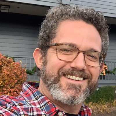 Screenwriter. Lover of Film and TV. Former lawyer, current technology exec, almost FBI Agent.