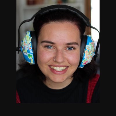25 ✨ she/her ✨Autistic theatre marker & disability practitioner ✌️Queer 🏳️🌈TT - rubyofmyeye