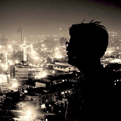 da_glitch_'s profile picture. They muddy the water, to make it seem deep...