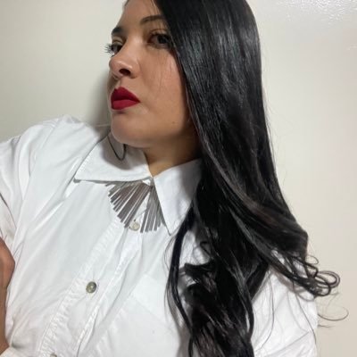 Producto de una Trinidad Amorosa pero no todopoderosa #Catholic.
Dios es el ruido de mi eterno Silencio ♥️