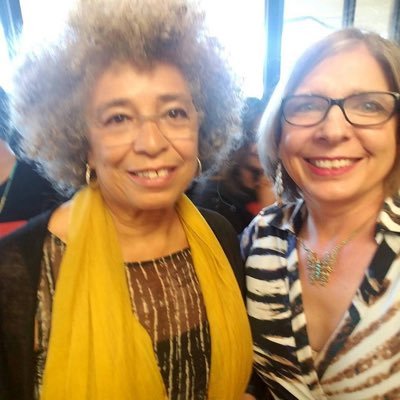 DeborahVan14's profile picture. 