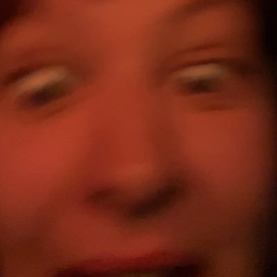 starbsbarbs's profile picture. please leave me alone | 21 | she/they