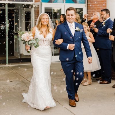 💍 @AshleyMilhon | Currently: @DraftKings Social | Formerly: @Astros + @Huskers Social | GBR | Go Stros | Jeremiah 29:11