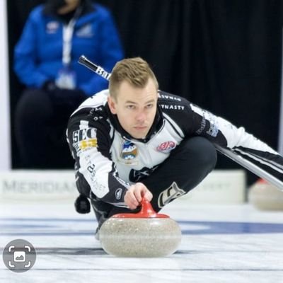 👔 Marketing Specialist at @BennettJonesLaw 🥌 Skip of @Team_Sturmay