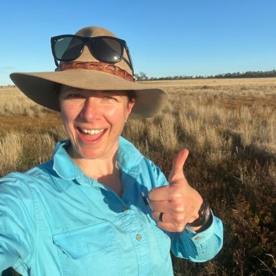 I live in regional Qld & love getting out & about. I work in pastures research/extension & I'm continuously learning about our land and country🌿