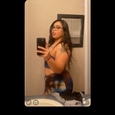 MakaylaLicerio's profile picture. Forever in my heart pops 09/26 🤍                       🧡 J.E.T🧡