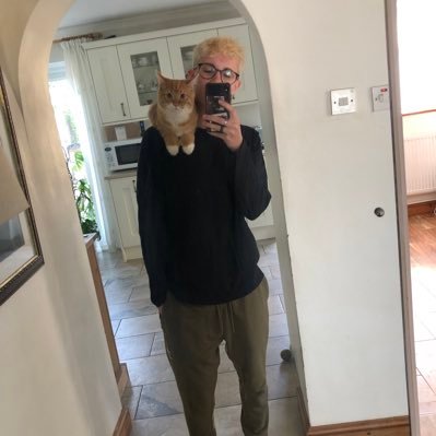 Ride for ruin and the world’s ending | ex-GB swimmer | Georgia Bulldog 🐾 | They/Them🏳️🌈