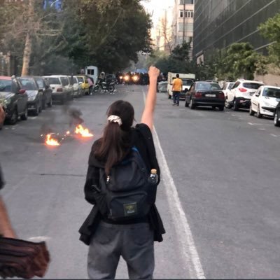 mh_s1999's profile picture. من درد مشترکم مرا فریاد کن