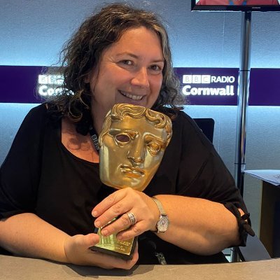 Mum of Twin boys, Wife and BBC Sounds Producer in Cornwall. Frequently stands on lego, Once held a BAFTA award for 2 minutes....