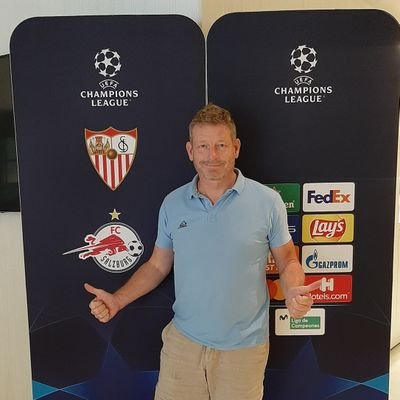 I help unique sports teams find sponsorship @sportingley. I founded Walking Football Spain in 2017 and now run a Walking Football team in Córdoba.