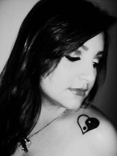 IsabellyMorbeck's profile picture. Aqui eu relato um pouco de minhas peripécias desimportantes.