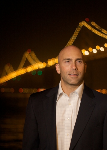 A San Francisco Native and Real Estate Broker who wants to put his local perspective to work for you.