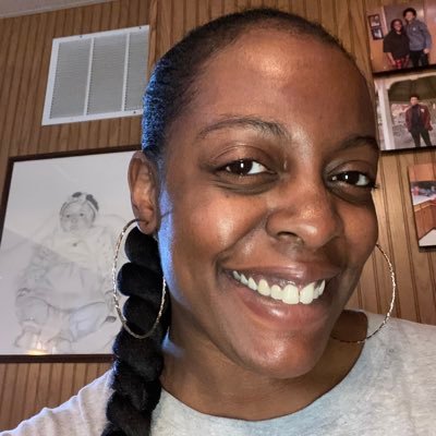 FluentSarcasm82's profile picture. Unapologetically me.