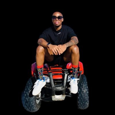 Laani_gum's profile picture. 🎱 A multipotentialite  IG : @Laani_gum