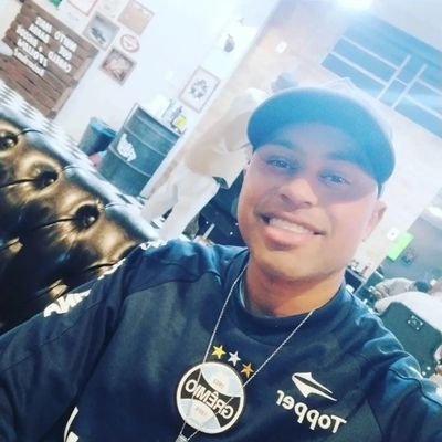 Alexand30484923's profile picture. 