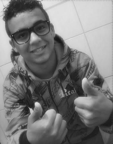 MSN :  bruno_graudovidaloka@hotmail.com , Mulheres , Dança , Chocolate , Musica , Role ,Festinhas , Quer saber mais ? FOLLOW-ME