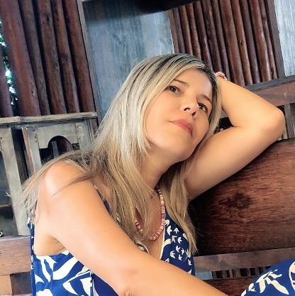 Terapeuta Integrativa 🧠
Especialista no Universo Emocional Feminino 🦋
Vivendo o meu propósito.
