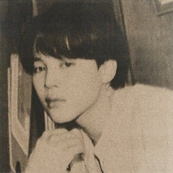 Procuro photocard para o grupo bts!................
Os perfis na shopee não são meus. 💗📩