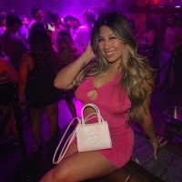 Carolyn (@itantoinette) 's Twitter Profile