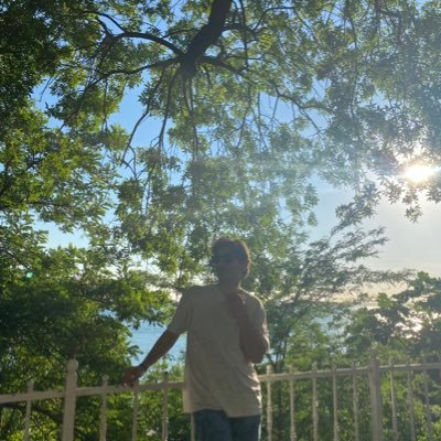 lewendowski17's profile picture. MÜHF