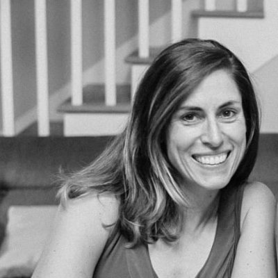 cogirl's profile picture. Lover of travel, libraries, public transit and big red wine glasses.