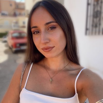 albapaastor's profile picture. 