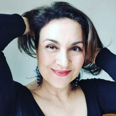 Actriz de Cine, Teatro y Televisión. Cantactriz de Teatro Musical. Amante de todo tipo de disciplina artística y fanática de la justicia!