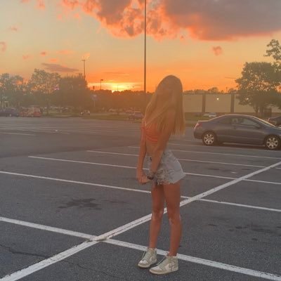 audreystratton8's profile picture. sfhs tennis 
usta junior league 18u
t2 a level player 
class of 2022
