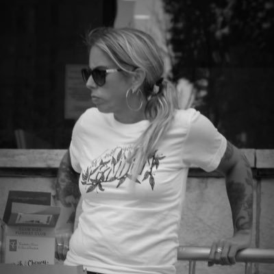 Dr. Andrea Sereda Profile