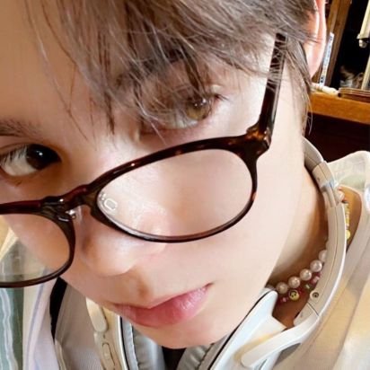 — ot7 | coming soon debut from Trainee A! | extrañando a @trainee_a 24/7 | i miss you leo :( —