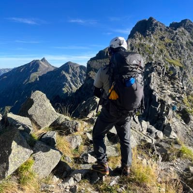楽しいハイクしながらカメラを通して山々の素晴らしさを伝えて行きたい。目標は山に行きたくなる魅力を出せる登山ガイドになること。山の記録をInstagramに上げること。https://t.co/5jSH0jbqHy