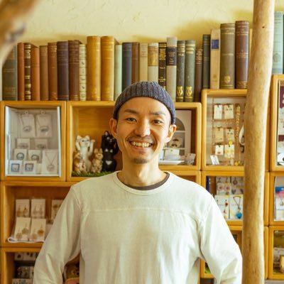 *LUPOPO*cafe&gallery 店主花井です🍀皆さまのおかげで18年目になりました。2024年5月にパパになりました。お気軽に仲良くして頂けたら嬉しいです😊✨いつでも三軒茶屋に遊びにおいでください☕️🌱