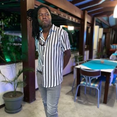 Father Writer Journalist Designer  Artist  Brother 🇻🇨