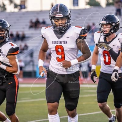 Huntington Beach High School (CA)/ Class of 23’/ 6’2 220 lbs/ 3.79 GPA / LB/FB/Edge Rusher