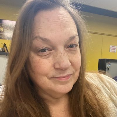 UpsideD0wnqueen's profile picture. Tattooed architect, Blues fan (hockey and music), ☮️ LGBTQIA’s+ advocate, single mom. she/her