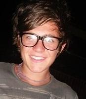 #COCOZZAFAMILY AND WHAT?! @FrankieCocozza follows me! oh wait, i woke up.