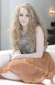JanetttDevlin(: WEE LOVE YOU!
Follow our personals @boy_brat and @caitlinannebab :')