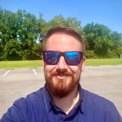 He/Him. Husband, Father, 3DvisGuy, Runner. Keeping an eye on what's going on in the world and finding my own path through it.