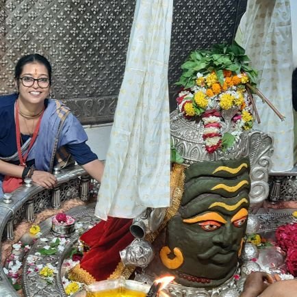 Jai Mahakal 🌺
मुझे गर्व है अपने देश पे! सनातनी हिंदू 
जय जवान जय किसान।