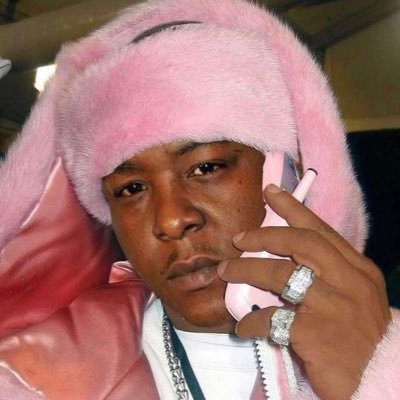 FNFUNNYJOINT's profile picture. Just tracking down some funny shit for dat ass. #DMV