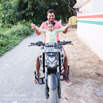 Shah_e_Bekhbar's profile picture. Teacher