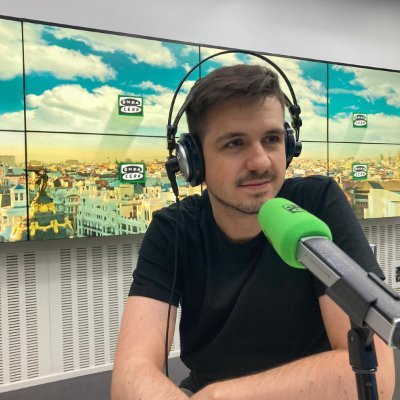 Periodista ✍️🎙️ Fanático del fútbol y del buen baloncesto.