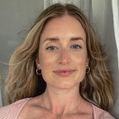 Eating Psychology & Health Coach - helping women stop obsessing about food.