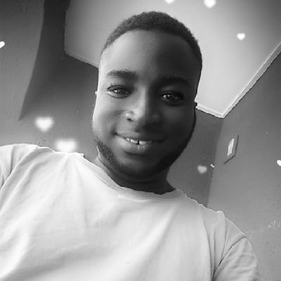 ItzCaptainBlack's profile picture. I am captainbee