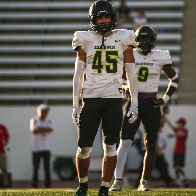 zach_avina's profile picture. Linebacker @GovsFB 🎩~ 6’2 205 | PDHS Alum 🎓| 3rd Team All-State | 2x All League | 2x DPOY
