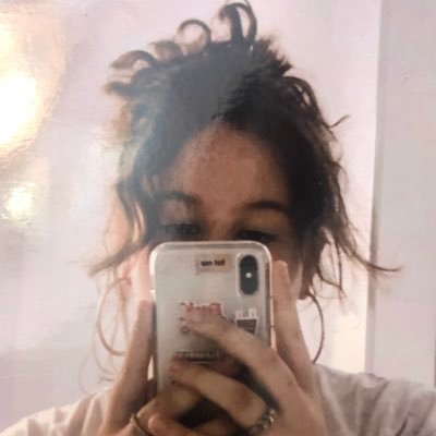 She/Her up coming twitch streamer 16 Australian