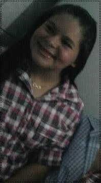 '      aquela que goosta de todo muundo,atée de queem nãao goosta dela *---*